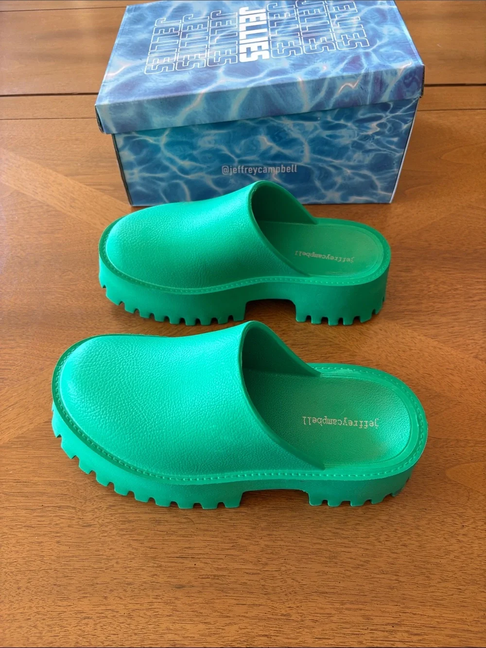 Jeffrey Campbell bold green